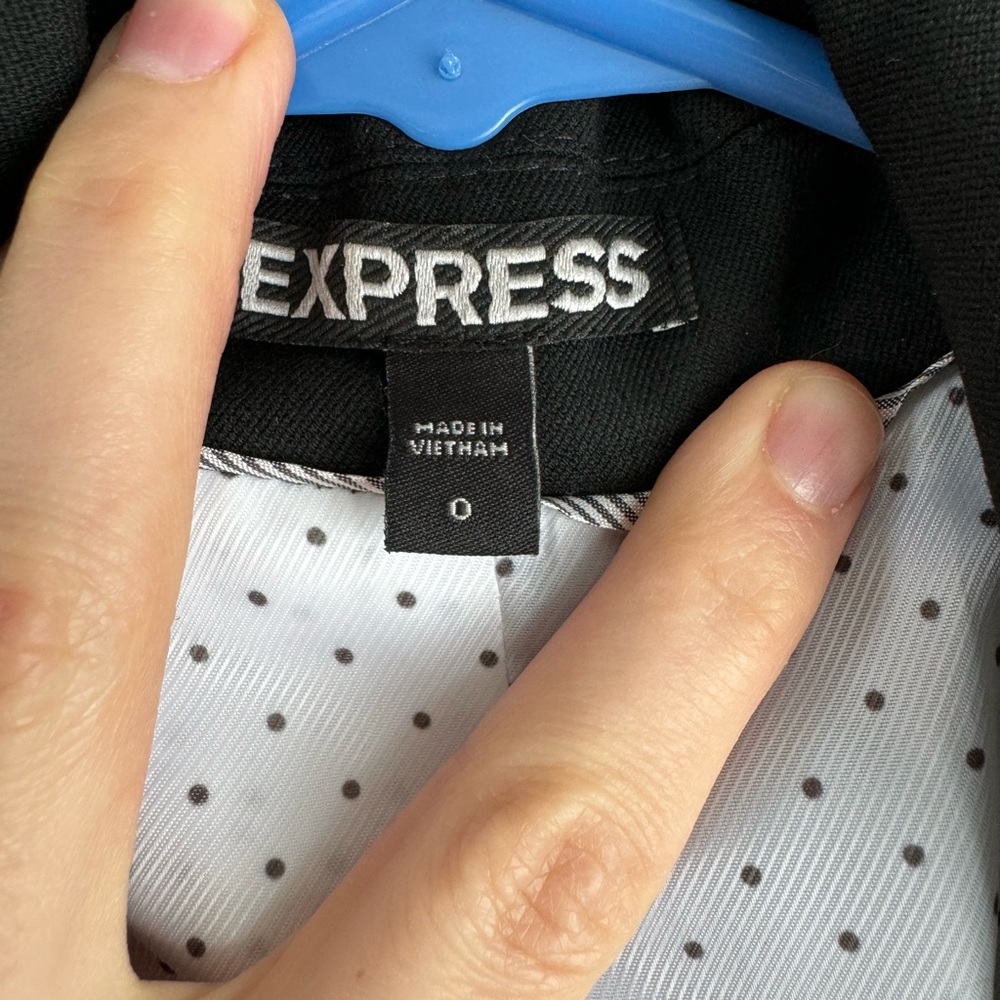 Express Blazer - Picture 4 of 5